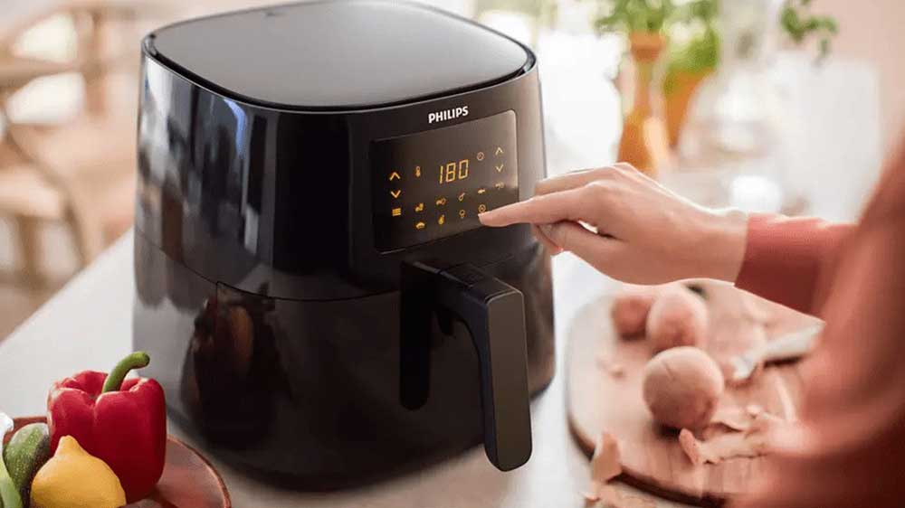 تنظیم دما و زمان پخت به کمک صفحه نمایش سرخ کن بدون روغن فیلیپس
