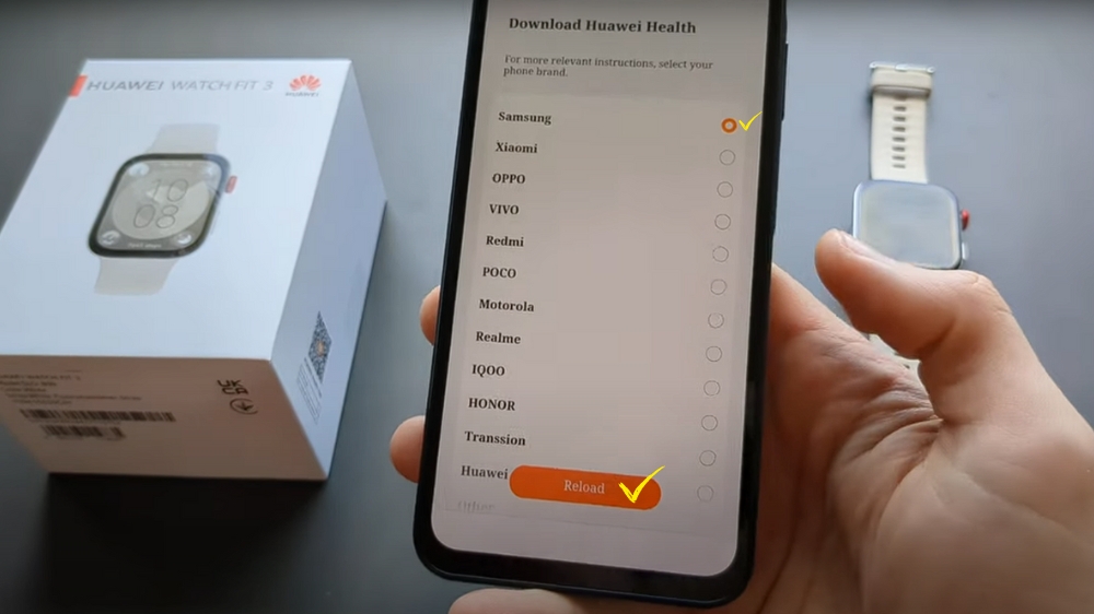 انتخاب برند گوشی موبایل و انتخاب دکمه reload در سایت huawei health