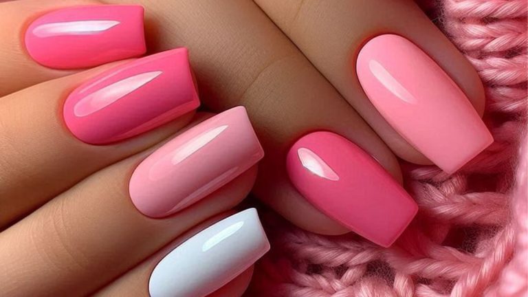 ناخن‌های ژلیش‌ با تناژ رنگ صورتی