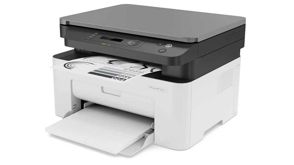 یک پرینتر از برند hp مدل Laser MFP 135a به رنگ سفید و مشکی