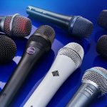 تعدادی میکروفون داینامیک مناسب خوانندگی وکال روی صحنه از برندهای مختلف نظیر شور و سنهایزر