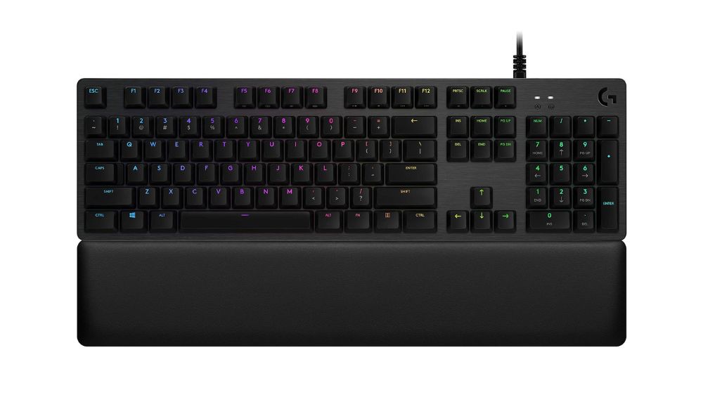کیبورد مکانیکال لاجیتک مدل G513 مشکی رنگ با پس‌زمینه سفید و نورپردازی RGB