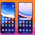 نمایش دو گوشی پوکو F7 Pro و پوکو F7 Ultra در کنار هم در حال نمایش صفحه نمایش خود روی سطح صورتی و پس زمینه آبی