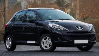 نمای جلو ماشین پژو 207i مشکی در خیابان